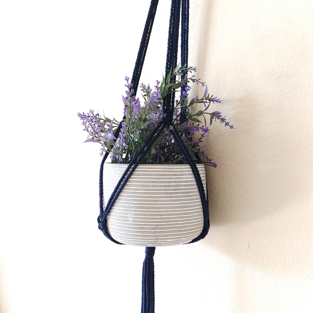 💐Handmade Macrame Plant Hanger💐 - Picture 2 of 5